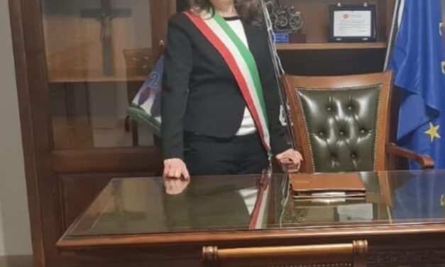 COMUNICATO STAMPA  “NO” ALLO SCIOGLIMENTO DEL COMUNE DI FILADELFIA, L’ESULTANZA DEL SINDACO