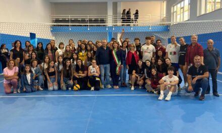 COMUNICATO STAMPA RINASCITA A FILADELFIA, LA PALESTRA COMUNALE RIVIVE COME FULCRO EDUCATIVO E SOCIALE