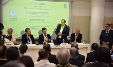COLDIRETTI CALABRIA: DA MONGRASSANO (CS) SEGNALE FORTE PER L’AGRICOLTURA CON IL PRESIDENTE NAZIONALE ETTORE PRANDINI E IL MINISTRO LOLLOBRIGIDA