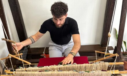 GIRIFALCO VESTE IL FUTURO: IL SOGNO DI ROCCO VITALIANO SFILA TRA TRADIZIONE E ALTA MODA