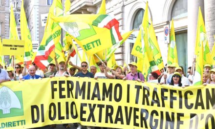 OLIO, COLDIRETTI/UNAPROL/FOA ITALIA: SUBITO IL BANDO INDIGENTI, CONTROLLI HIGH-TECH CONTRO LE FRODI